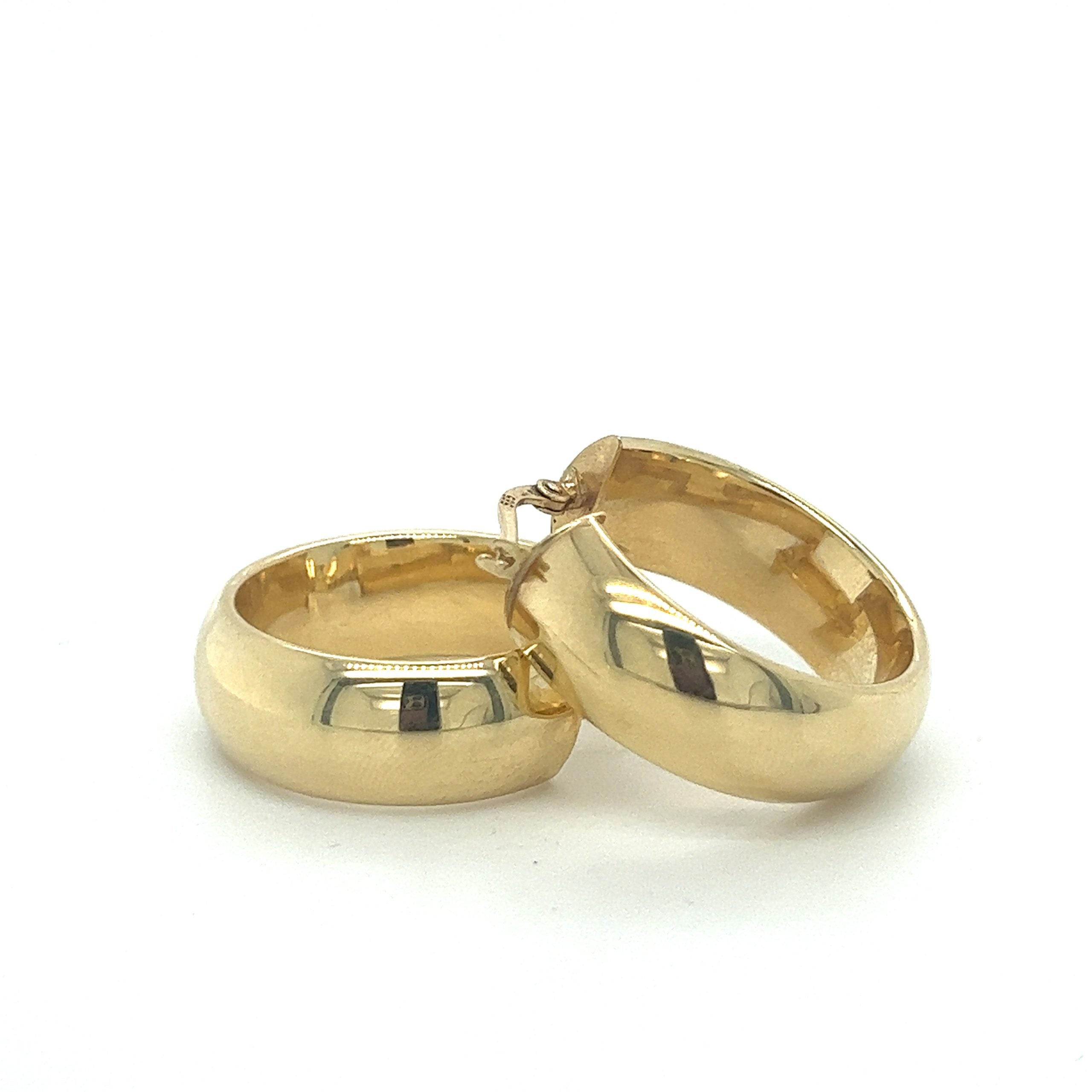 CHUBBY HOOP EARRINGS