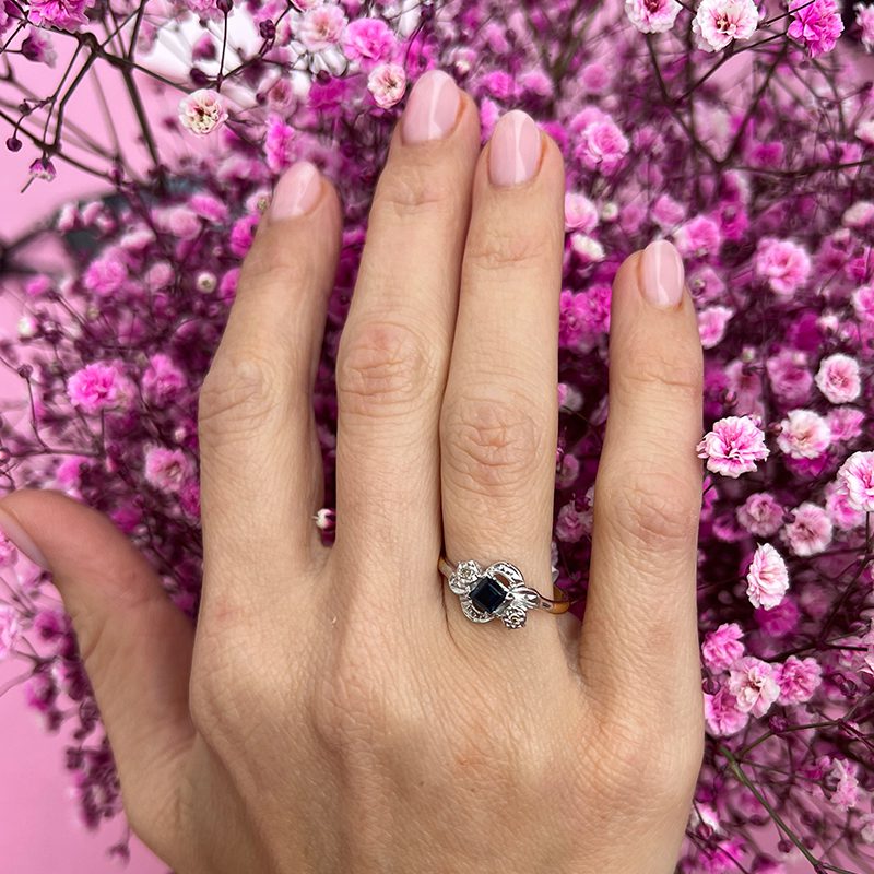 SAPPHIRE & DIAMOND TWO -TONE RING