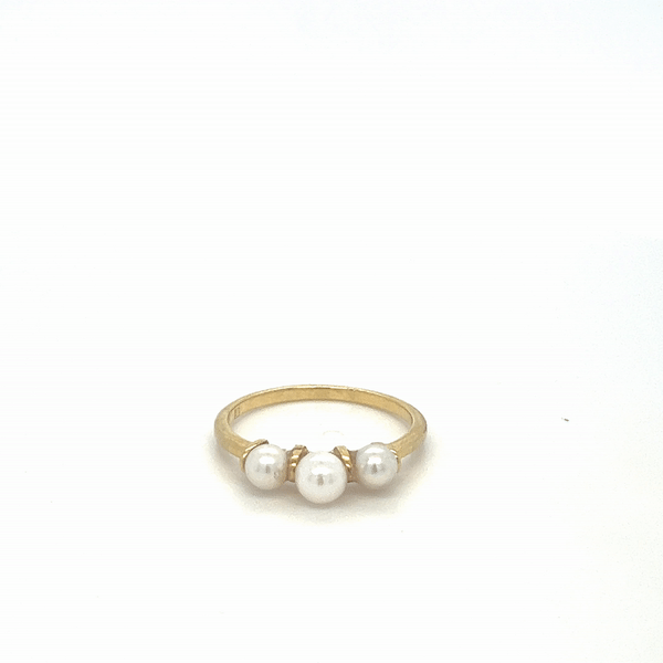 PEARL TRILOGY RING