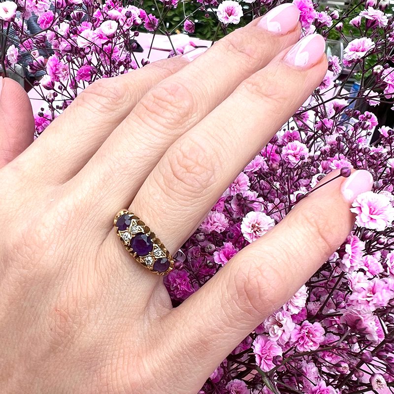 ANTIQUE AMETHIST TRILOGY RING