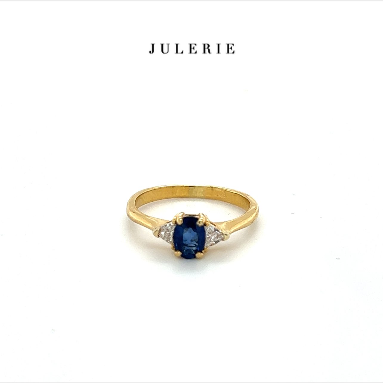 SAPPHIRE & TRILLIANT DIAMOND RING