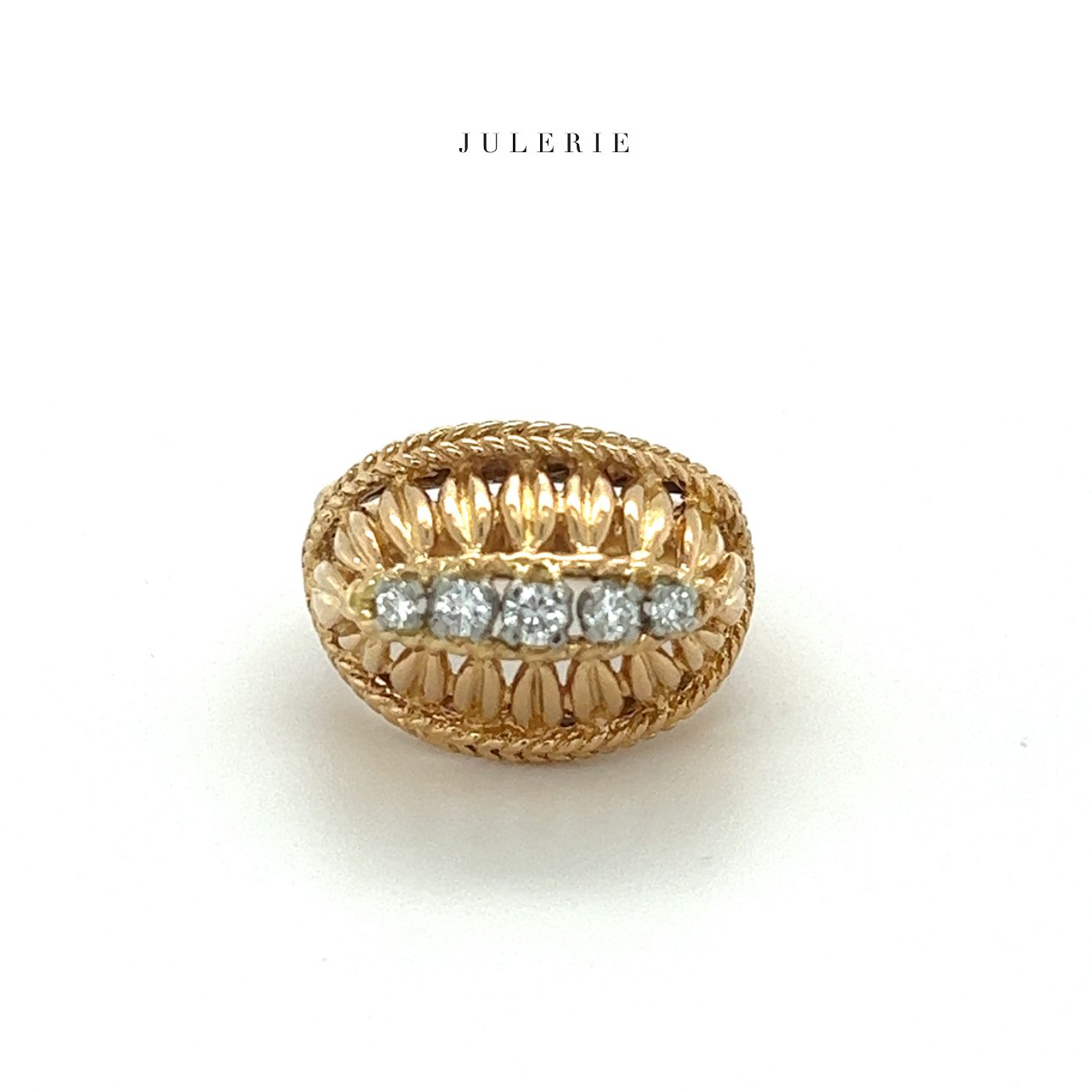Vintage Ring with Diamonds
