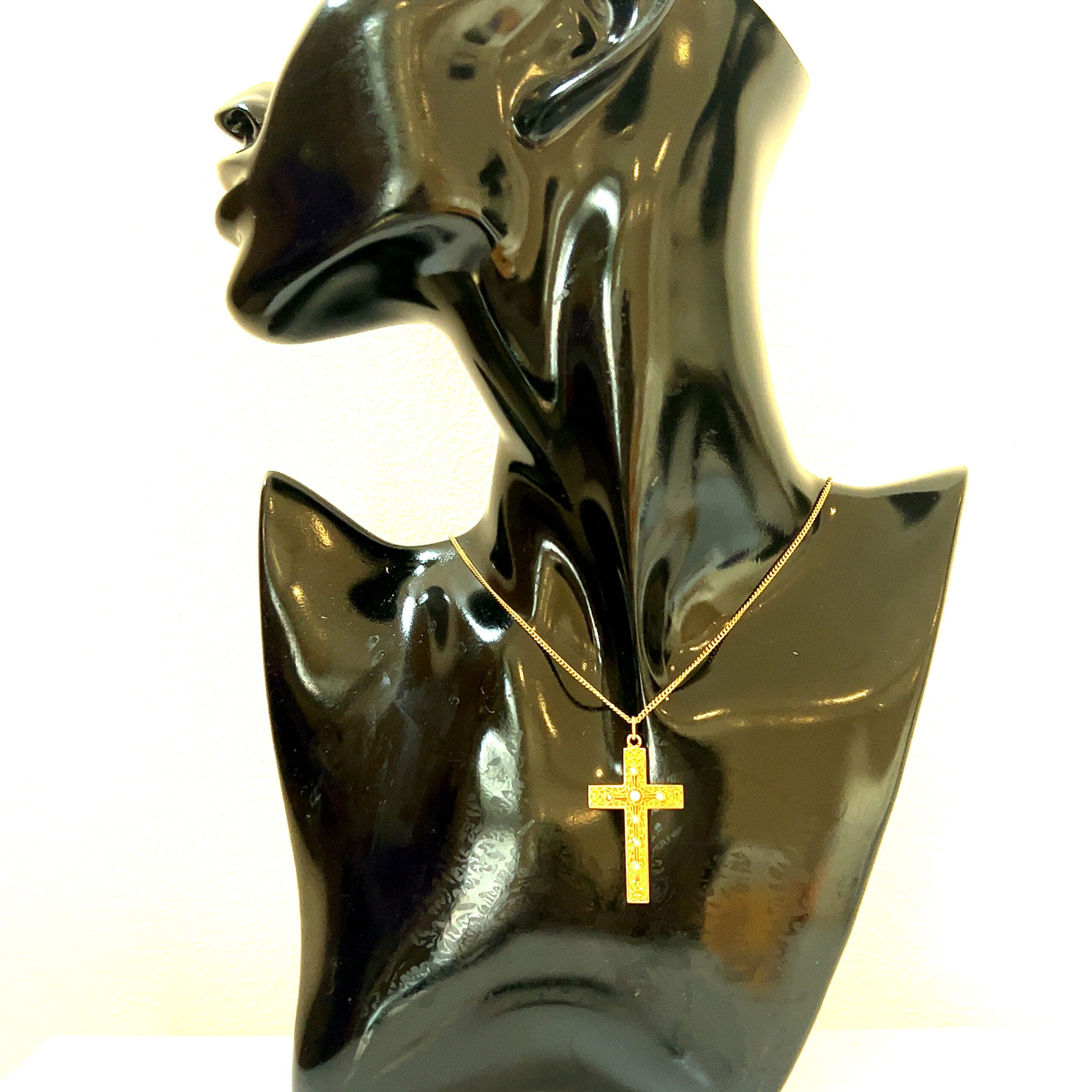 PEARL ANTIQUE CROSS PENDANT