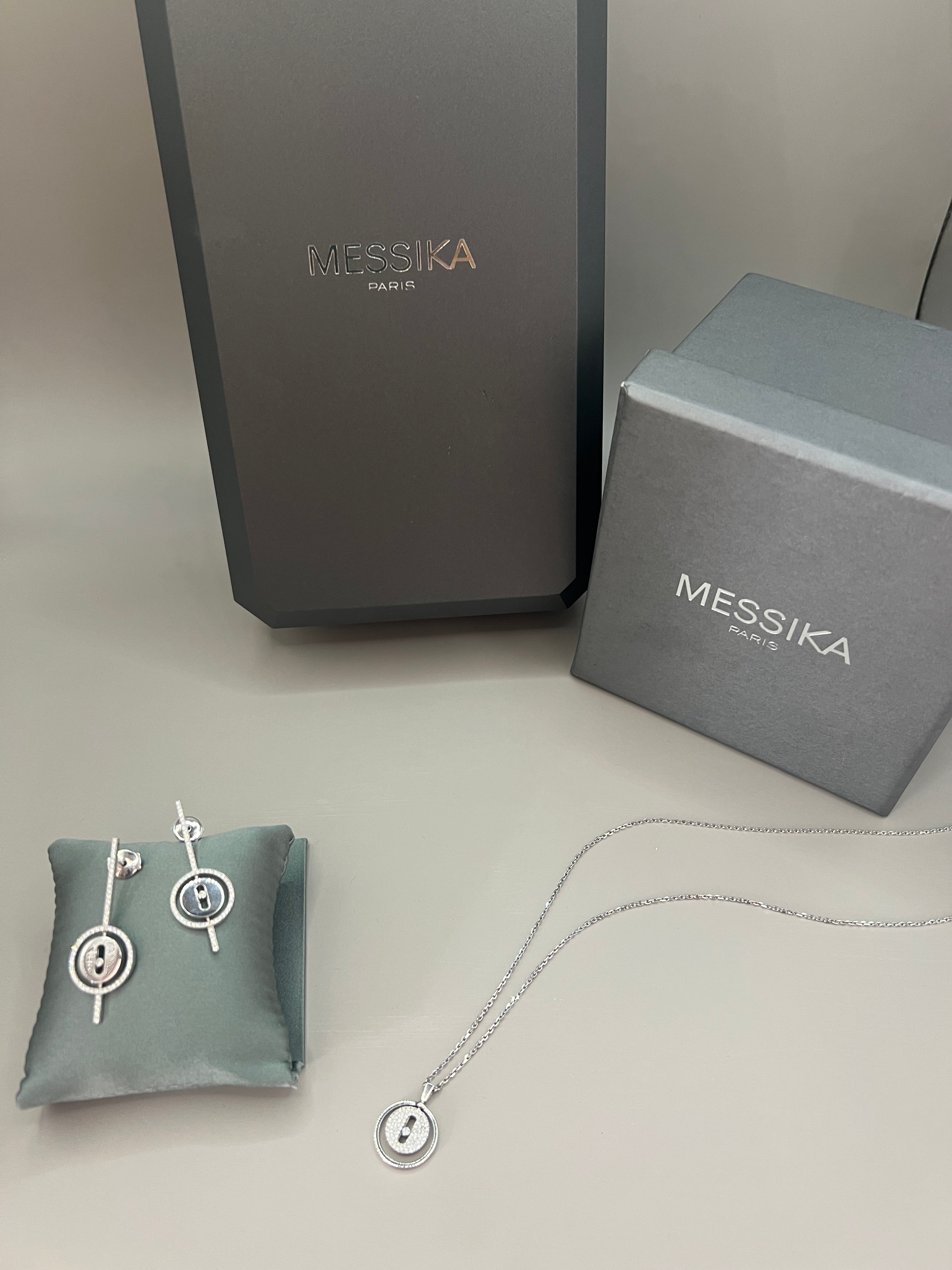 Lucky Move Diamond Earrings MESSIKA