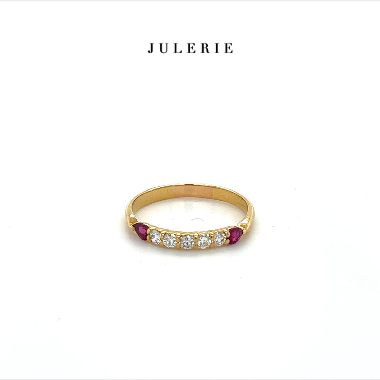 RUBY & DIAMOND YELLOW GOLD RING