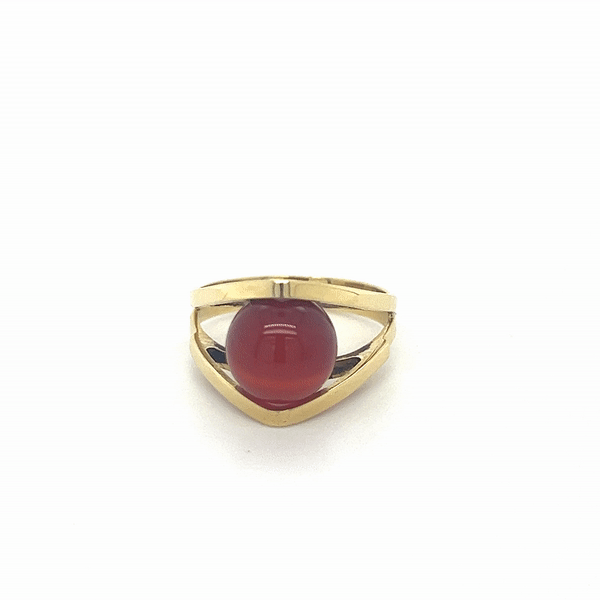VINTAGE CARNELIAN RING