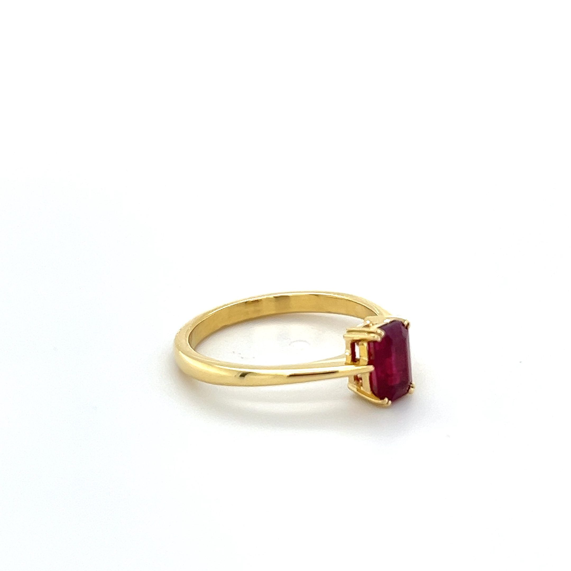 PIGEONS BLOOD RUBY SOLITAIRE RING
